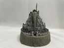 【中古】【開封品】【フィギュアのみ】【箱傷み大】THE LORD OF THE RINGS THE RETURN OF THE KING COLLECTOR’S DVD GIFT SET<フィギュア>(代引き不可)6546