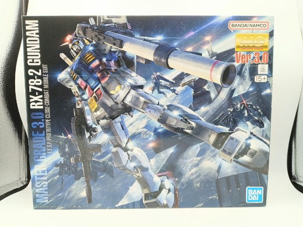 中古】【未組立】1/100 MG RX-78-2 ガンダム Ver.3.0 「機動戦士