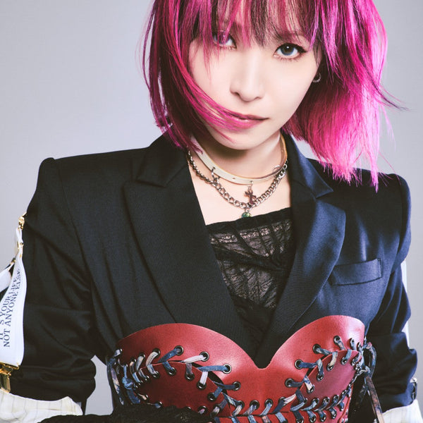 LiSA／LACE UP