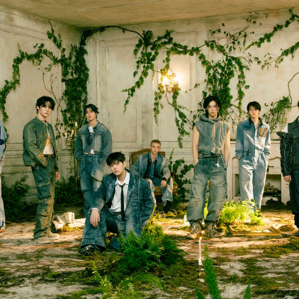 未開封CD8枚（シリアル入り）　Stray　Kids スキズ hollow Stray Kids『Hollow』Special Site
