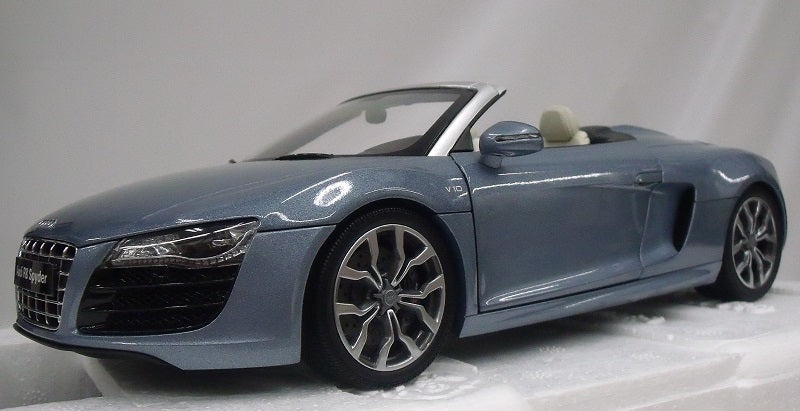 【中古】【開封品】ミニカー　1/18 AUDI R8 スパイダー FSI 5.2 クワトロ (ブルー) [K02917BL]＜コレクターズアイテム＞（代引き不可）6355