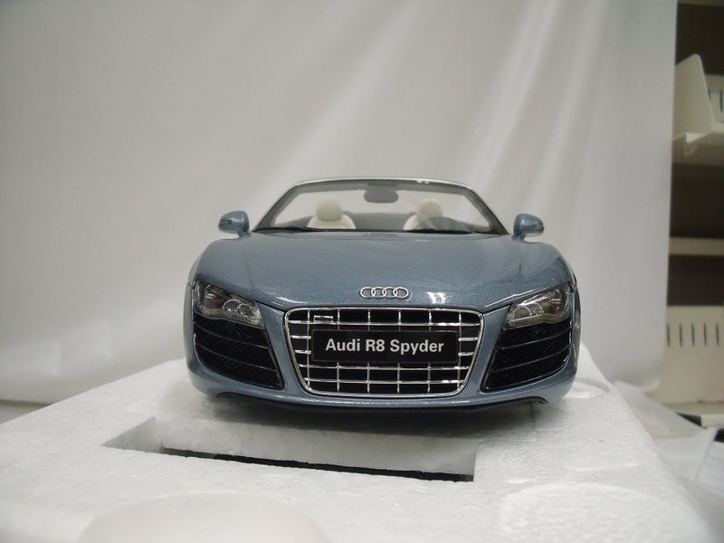 【中古】【開封品】ミニカー　1/18 AUDI R8 スパイダー FSI 5.2 クワトロ (ブルー) [K02917BL]＜コレクターズアイテム＞（代引き不可）6355