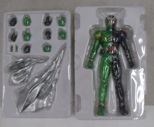 【中古】【開封品】S.H.Figuarts 仮面ライダーW サイクロンジョーカー(真骨彫製法) 「仮面ライダーW」＜フィギュア＞（代引き不可）6355