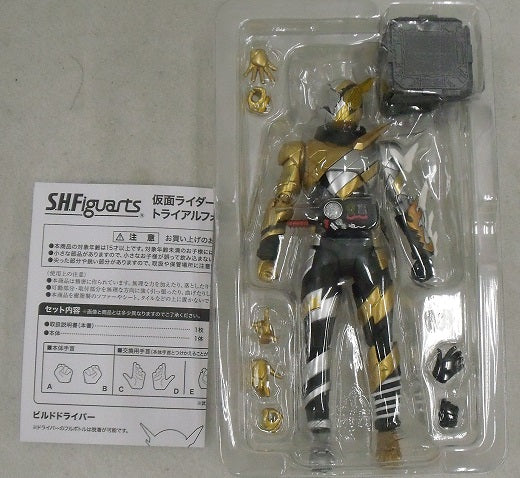 【中古】【開封品】S.H.Figuarts 仮面ライダービルド トライアルフォーム(ラビットドラゴン) 「仮面ライダービルド」 TAMASHII NATION 2019開催記念商品＜フィギュア＞（代引き不可）6355