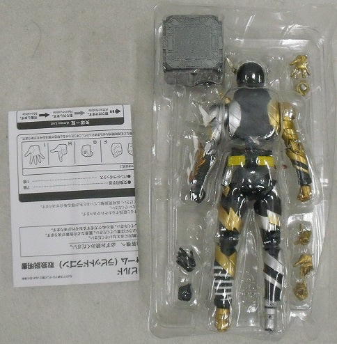 【中古】【開封品】S.H.Figuarts 仮面ライダービルド トライアルフォーム(ラビットドラゴン) 「仮面ライダービルド」 TAMASHII NATION 2019開催記念商品＜フィギュア＞（代引き不可）6355