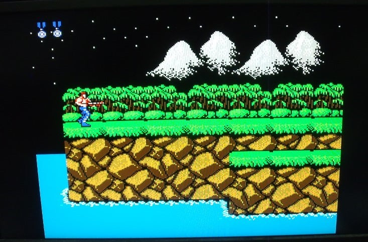 【中古】【箱説あり】ファミコンソフト「魂斗羅」＜レトロゲーム＞（代引き不可）6355