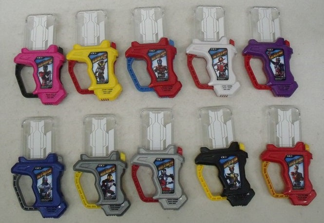 【中古】【開封品】DX平成十大レジェンドライダーガシャットセット 「仮面ライダーエグゼイド」 プレミアムバンダイ限定＜おもちゃ＞（代引き不可）6355