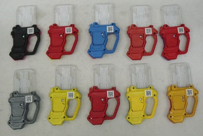 【中古】【開封品】DX平成十大レジェンドライダーガシャットセット 「仮面ライダーエグゼイド」 プレミアムバンダイ限定＜おもちゃ＞（代引き不可）6355