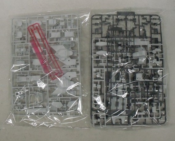【中古】【未組立】1/100 MG RX-121-1 ガンダム TR-1[ヘイズル改] 「ADVANCE OF Z 〜ティターンズの旗のもとに〜」＜プラモデル＞（代引き不可）6355