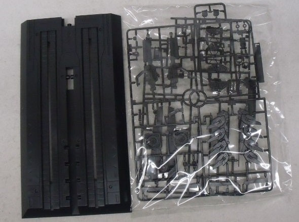 【中古】【未組立】1/100 MG GAT-X105 エールストライクガンダム Ver.RM(リサーキュレーションカラー/ネオンピンク) ＜プラモデル＞（代引き不可）6355