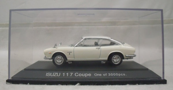 【中古】【開封品】1/43 ISUZU 117 Coupe(アイボリー) 「Oldies」＜コレクターズアイテム＞（代引き不可）6355