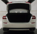【中古】【開封品】1/18 Maserati Quattroporte GTS(ホワイト) ＜フィギュア＞（代引き不可）6355