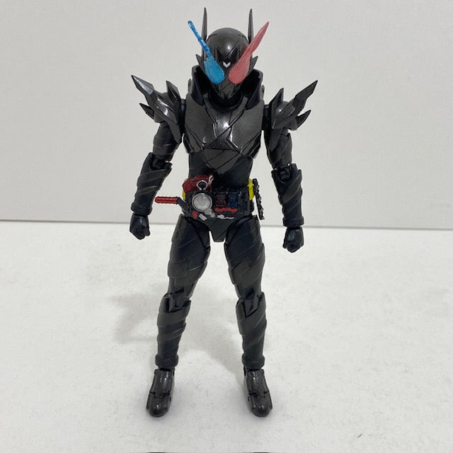 中古】【開封品】S.H.Figuarts 仮面ライダービルド ラビットタンクハザードフォーム 「仮面ライダービルド」 TAMASHII N