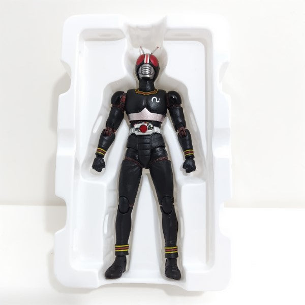 【中古】【開封品】S.H.Figuarts (真骨彫製法) 仮面ライダーBLACK 「仮面ライダーBLACK」＜フィギュア＞（代引き不可）6388