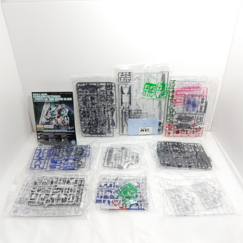 【中古】【未組立】1/100 MG ガンダムアストレア＋プロトＧＮツインブロードブレイド 「機動戦士ガンダム00 P」 [5067278]＜プラモデル＞（代引き不可）6388