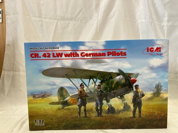 【中古】【未開封】CR.42　LW　With　GermanPilots＜プラモデル＞（代引き不可）6512