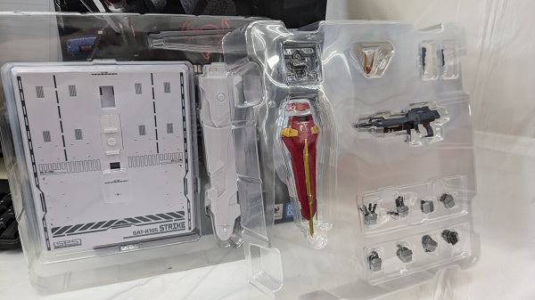 【中古】【開封品】METAL BUILD ストライクガンダム -ヘリオポリス ロールアウト Ver. - 「機動戦士ガンダムSEED」＜フィギュア＞（代引き不可）6512