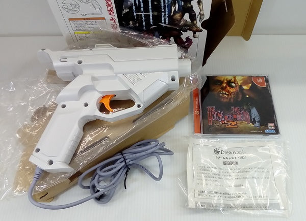 【中古】【開封品】ドリームキャストソフト　「THE HOUSE OF THE DEAD ２(ザ　ハウス　オブ　ザ　デッド)　ガンセット」＜レトロゲーム＞（代引き不可）6514