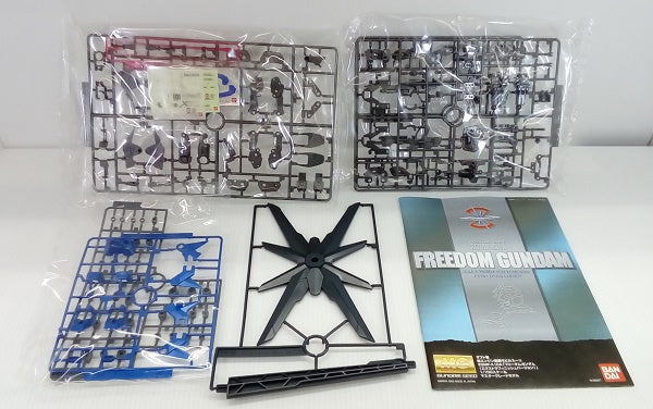 中古】【未組立】1/100 MG ZGMF-X10A フリーダムガンダム エクストラフィニッシュバージョン 「機動戦士ガンダムSEED」