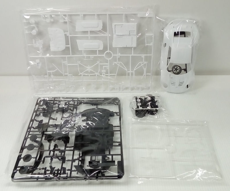 【中古】【未組立】1/24 ポルシェ 911 (タイプ991) RSR 2018 ル・マン24時間レース クラスウィナー[PN24040]＜プラモデル＞（代引き不可）6514