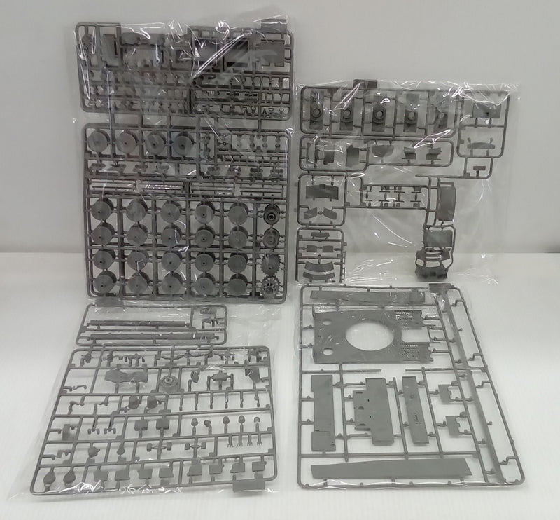 【中古】【未組立】1/35 ドイツ タイガーI 初期生産型 [BT034] Sd.Kfz.181 Pz.Kpfw.VI Ausf.E＜プラモデル＞（代引き不可）6514