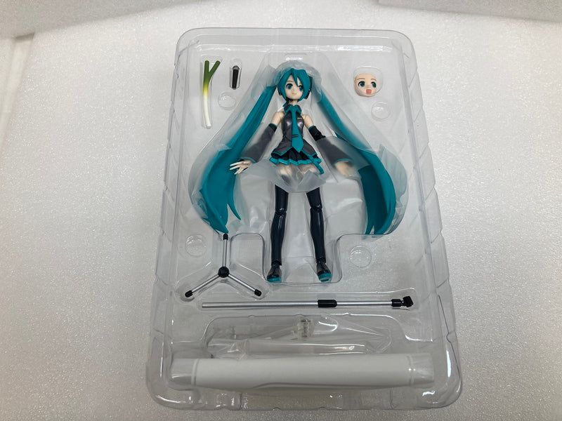 【中古】【開封品】【外箱に傷み有】【使用感有】figma 初音ミク 「キャラクター・ボーカル・シリーズ01 初音ミク」＜フィギュア＞（代引き不可）6520