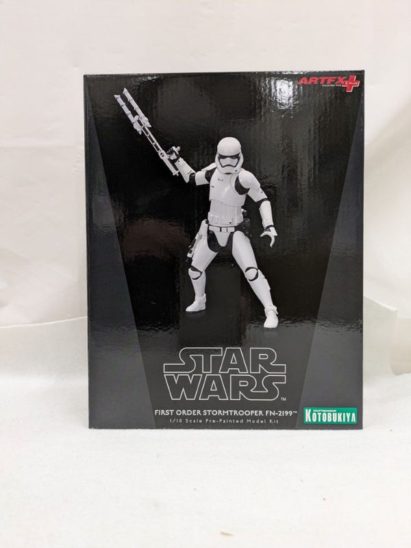 【中古】【未開封】ARTFX+ ファースト・オーダー ストームトルーパー FN-2199 「スター・ウォーズ/フォースの覚醒」 1/10 PVC製塗装済み簡易組立キット＜フィギュア＞（代引き不可）6537