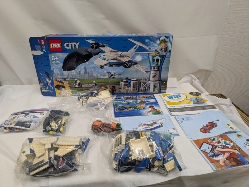 【中古】【開封済】LEGO 空のポリス指令基地 「レゴ シティ」 60210＜おもちゃ＞（代引き不可）6537