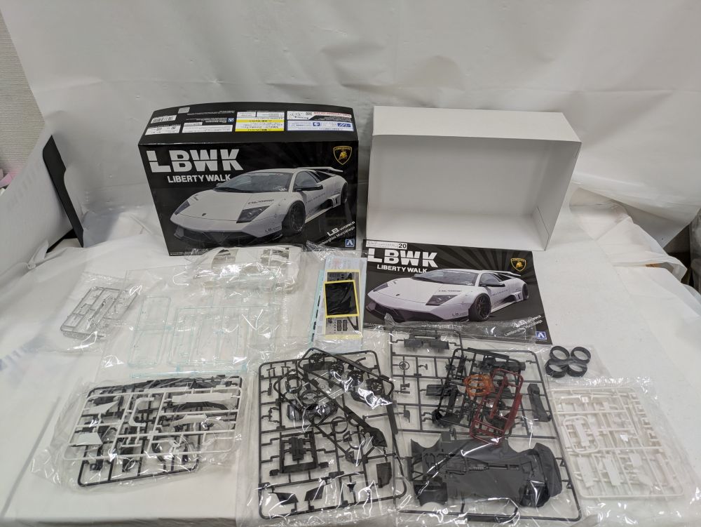 LBワークス ランボルギーニ ムルシエラゴ Ver.1｜株式会社 青島文化教材社