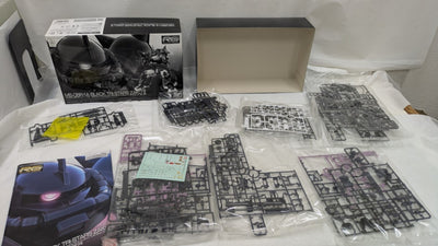 【中古】【未組立】1/144 RG MS-06R-01A 黒い三連星専用ザクII 「機動戦士ガンダム MSV」 プレミアムバンダイ限定...