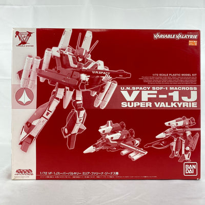 【中古】【未組立】1/72 VF-1J スーパーバルキリー ミリア・ファリーナ・ジーナス機 「超時空要塞マクロス」 プレミアムバンダイ...