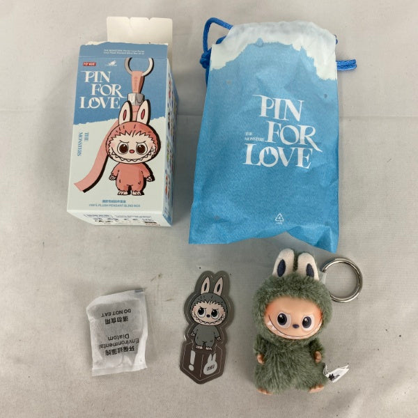 【中古】【開封品】Labubu(ラブブ) THE MONSTERS Pin For Love シリーズ ぬいぐるみペンダント！(Secret)＜コレクターズアイテム＞（代引き不可）6541