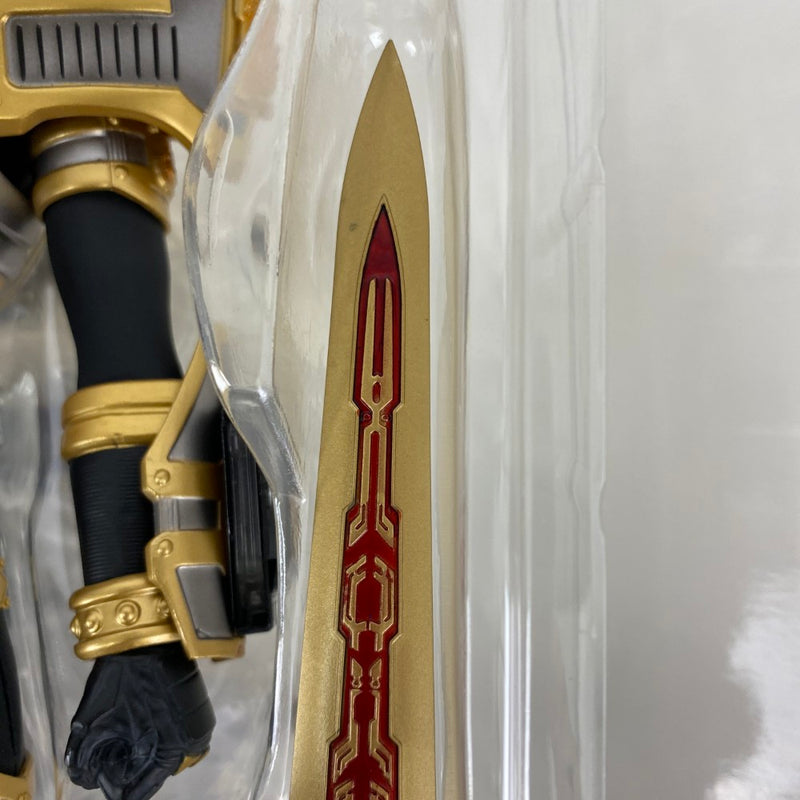 【中古】【開封品】【中身未使用】RAH DX 仮面ライダーブレイド キングフォーム「仮面ライダー剣(ブレイド)」No.613＜フィギュア＞（代引き不可）6541