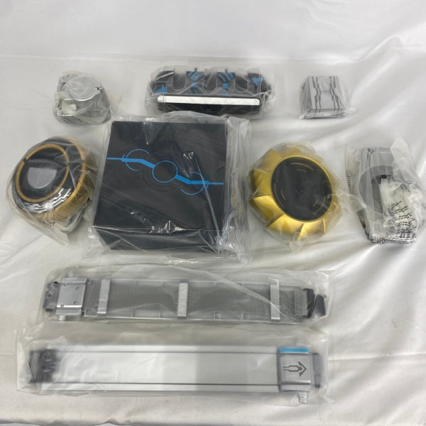 【中古】【開封品】仮面ライダーオーズ10th 復活のコアメダル CSM オーズドライバー コンプリートセットver.10th＜おもちゃ＞（代引き不可）6541