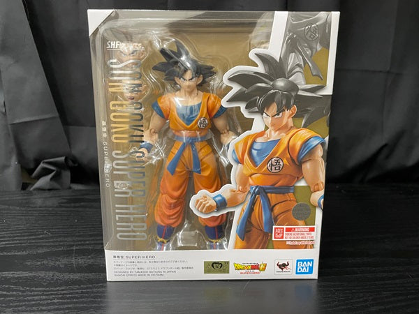 【中古】【未開封】S.H.Figuarts 孫悟空 SUPER HERO(再販版) ＜フィギュア＞（代引き不可）6545