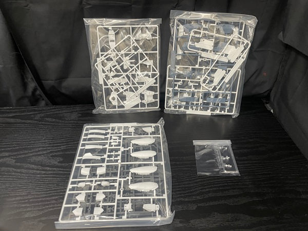 【中古】【未組立】1/100 VF-1S/A スーパーバルキリー(バトロイド) ＜プラモデル＞（代引き不可）6545