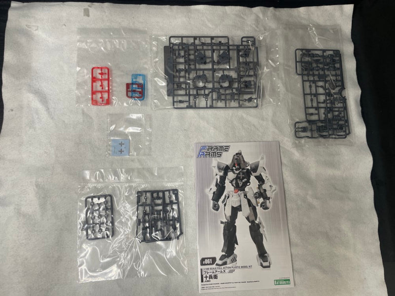 【中古】【未組立】1/100 十兵衛 「フレームアームズ」 [FA120]＜プラモデル＞（代引き不可）6545