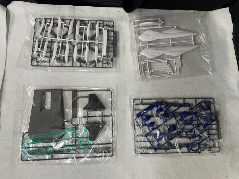 【中古】【未組立】1/100 MG XXXG-00W0 ウイングガンダムゼロ(エンドレスワルツ版) 「新機動戦記ガンダムW Endless Waltz」＜プラモデル＞（代引き不可）6545