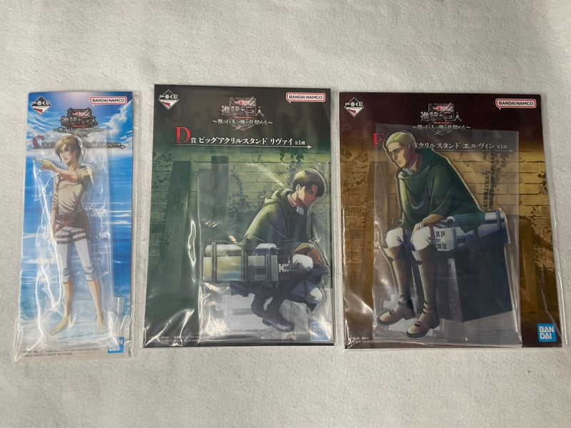 【中古】【未開封】【セット】C賞＋D賞＋E賞ビッグアクリルスタンド 一番くじ 進撃の巨人 獣の巨人は俺が仕留める＜コレクターズアイテム＞（代引き不可）6545