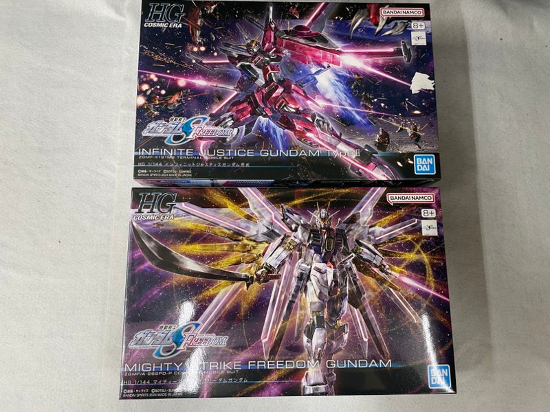 【中古】【未組立】【セット】1/144 HG インフィニットジャスティスガンダム弐式 +HGマイティーストライクフリーダムガンダム＜プラモデル＞（代引き不可）6545