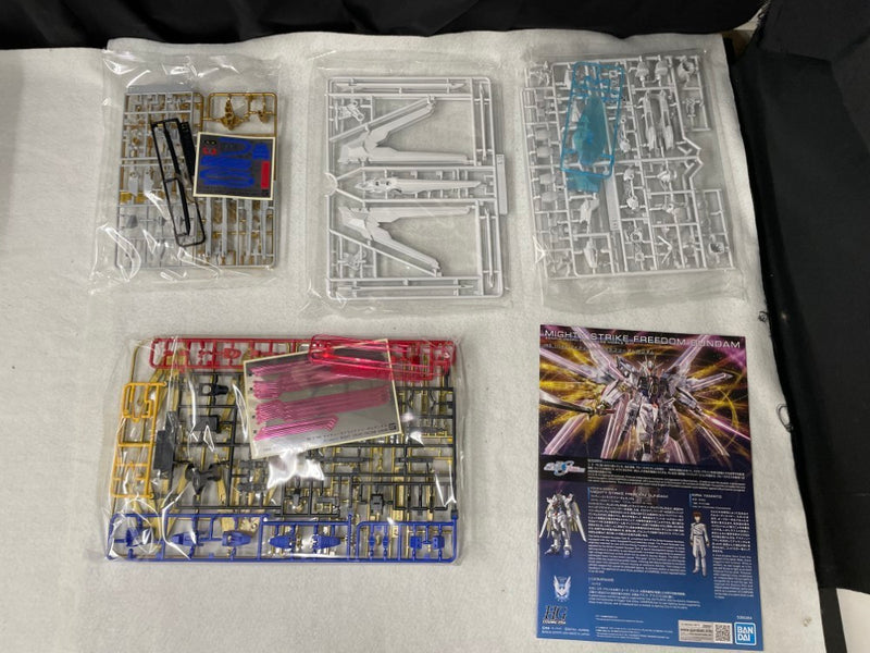 【中古】【未組立】【セット】1/144 HG インフィニットジャスティスガンダム弐式 +HGマイティーストライクフリーダムガンダム＜プラモデル＞（代引き不可）6545