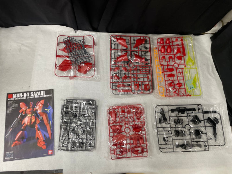 【中古】【未組立】【セット】1/144 HGUC MSN-04 サザビー＆1/144 HGUC RX-93 νガンダム「機動戦士ガンダム 逆襲のシャア」＜プラモデル＞（代引き不可）6545