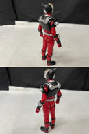 【中古】【開封品】S.H.Figuarts(真骨彫製法) 仮面ライダー龍騎＜フィギュア＞（代引き不可）6545