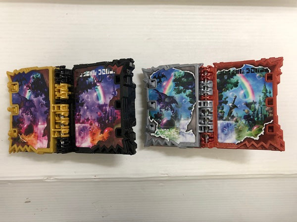 中古】【開封品】仮面ライダーセイバー DXオムニフォース＆グリモワールワンダーライドブック＋ドゥームズドライバーバックル ＜おもちゃ＞（代