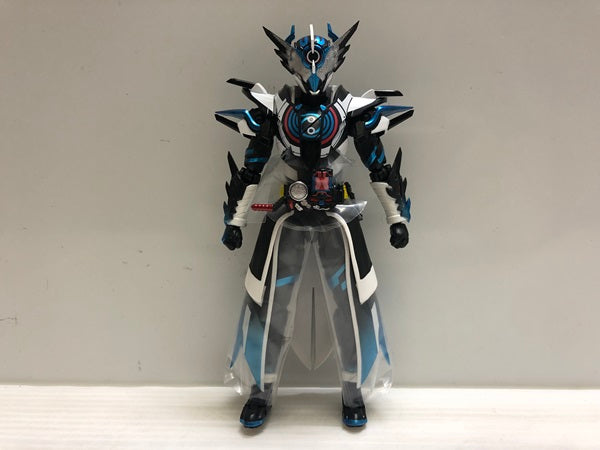 【中古】【開封品】S.H.Figuarts 仮面ライダークローズエボル＜フィギュア＞（代引き不可）6546