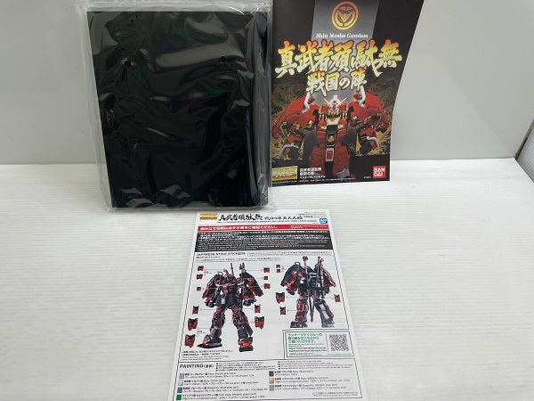 中古】【未組立】1/100 MG 真武者頑駄無 戦国の陣 黒衣大鎧 「ガンダム無双」 [5063279]＜プラモデル＞（代引き不可）654