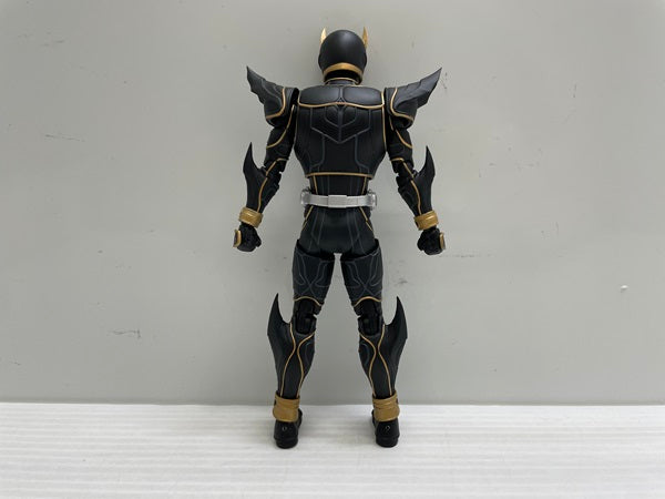 中古】【開封品】S.H.Figuarts (真骨彫製法) 仮面ライダークウガ アルティメットフォーム＜フィギュア＞（代引き