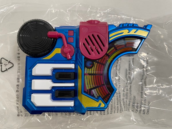 【中古】【開封品】仮面ライダーギーツ PREMIUM DX メモリアルビートレイズバックル＜おもちゃ＞（代引き不可）6546