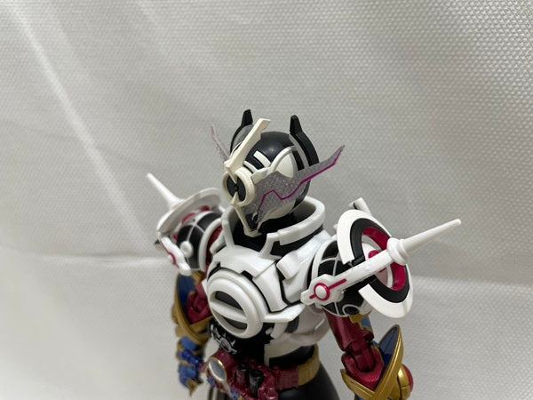 【中古】【開封品】S.H.Figuarts 仮面ライダーエボル ブラックホールフォーム（フェーズ４）＜フィギュア＞（代引き不可）6546