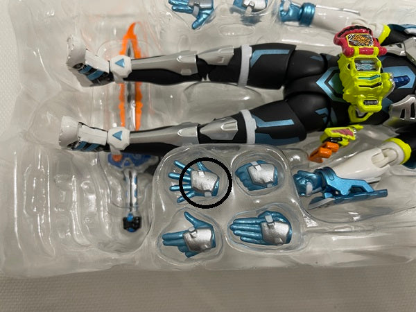 【中古】【開封品】S.H.Figuarts 仮面ライダーブレイブ クエストゲーマー レベル2＜フィギュア＞（代引き不可）6546